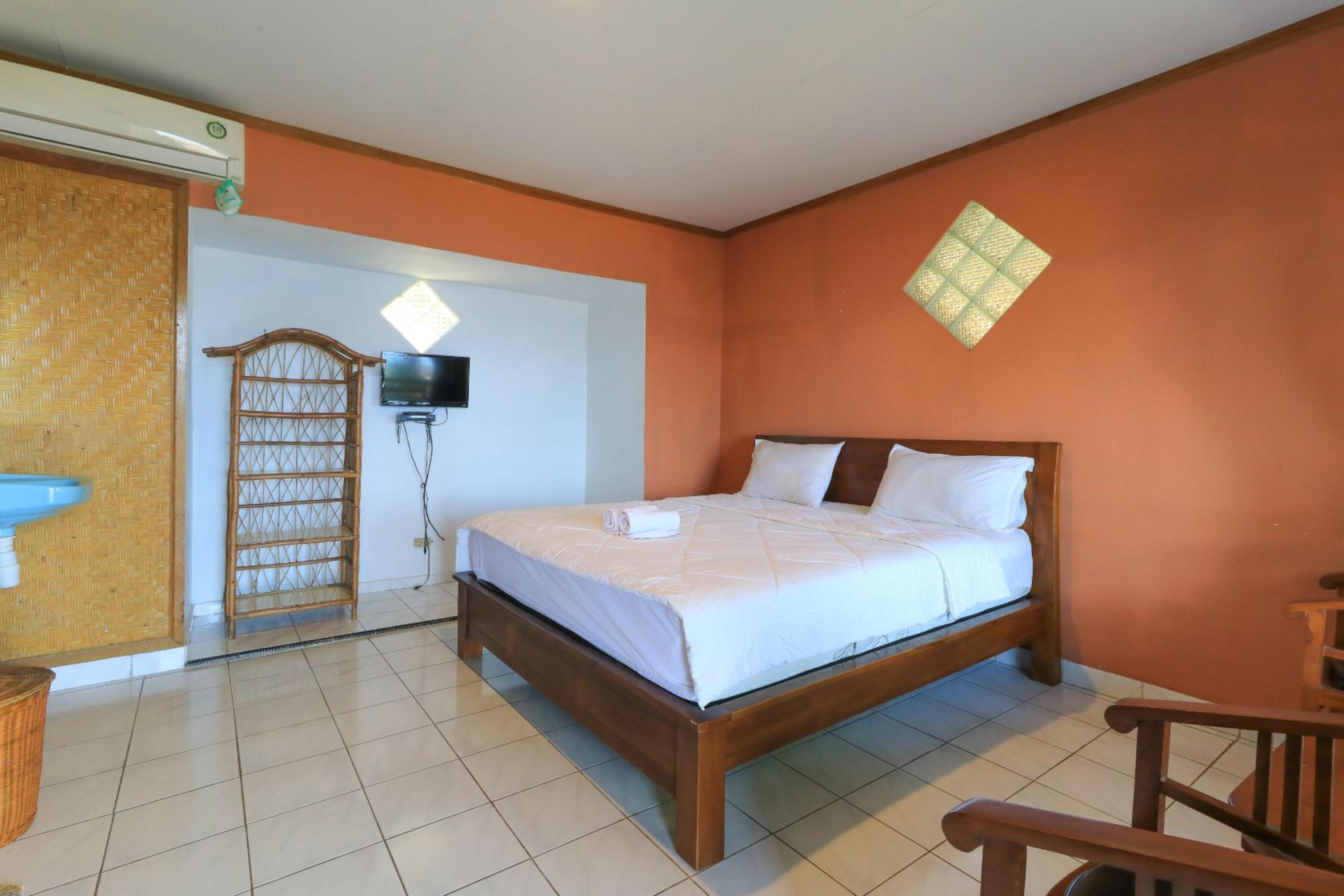 Hotel Tara Bar & Resto Air Sanih Kubutambahan  Exterior foto