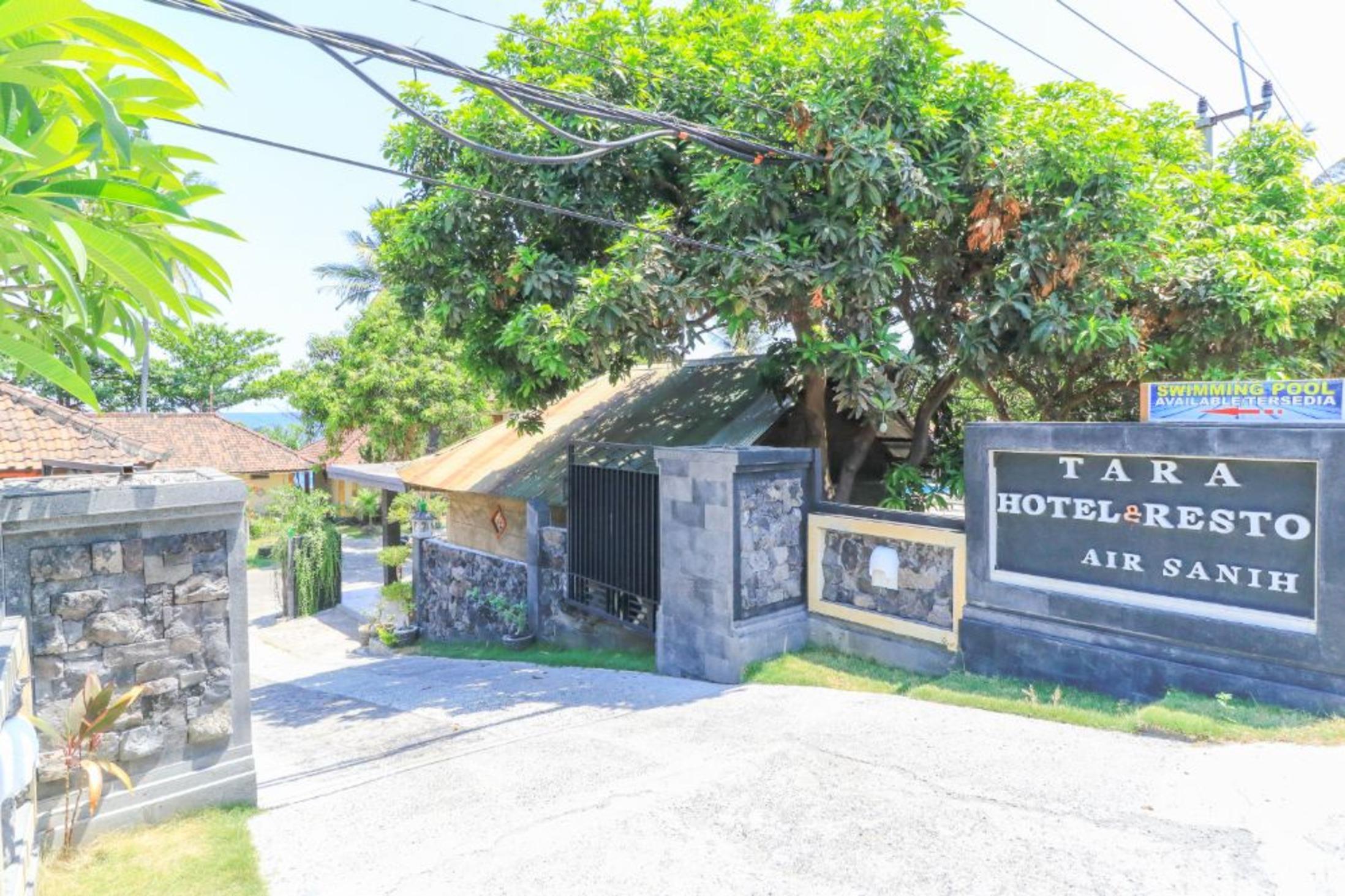 Hotel Tara Bar & Resto Air Sanih Kubutambahan  Exterior foto