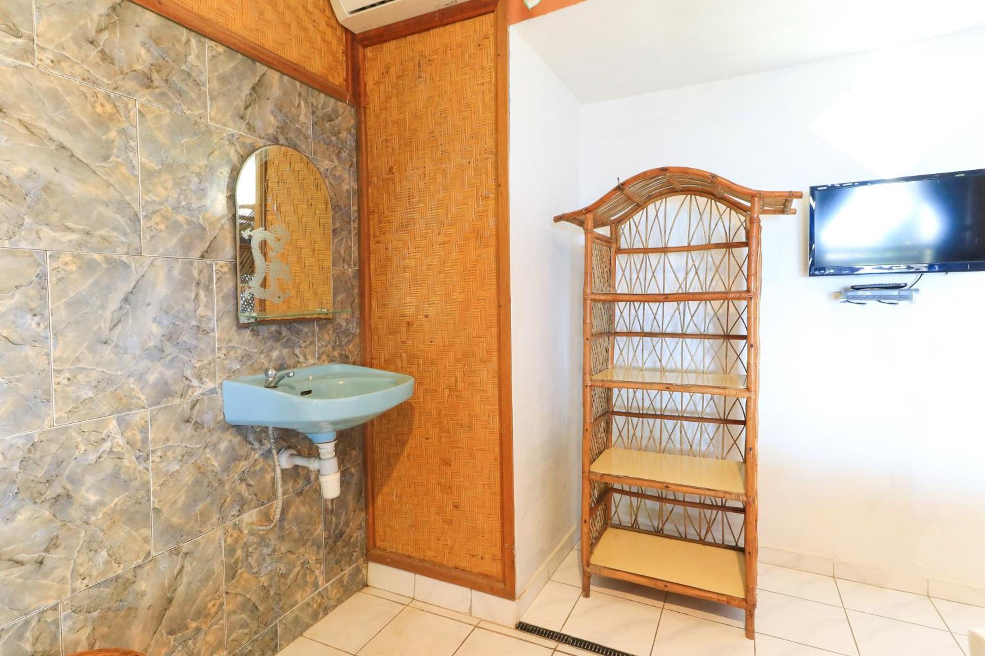 Hotel Tara Bar & Resto Air Sanih Kubutambahan  Cameră foto